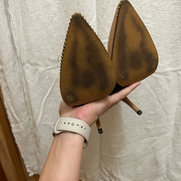 Coach Nude Heels, Size 7, leather, lightly worn, minor damage - Picture 5 of 5